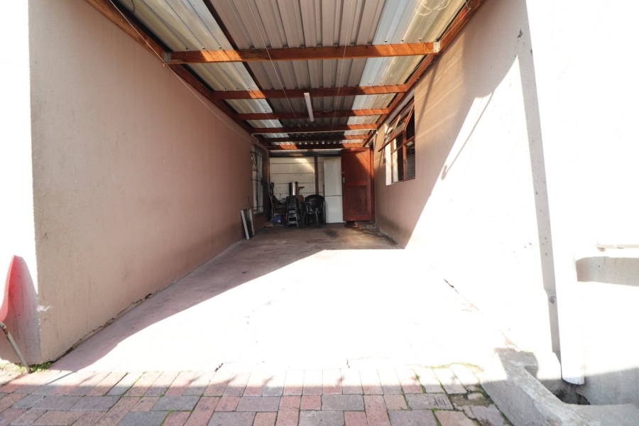 3 Bedroom Property for Sale in Portlands Western Cape